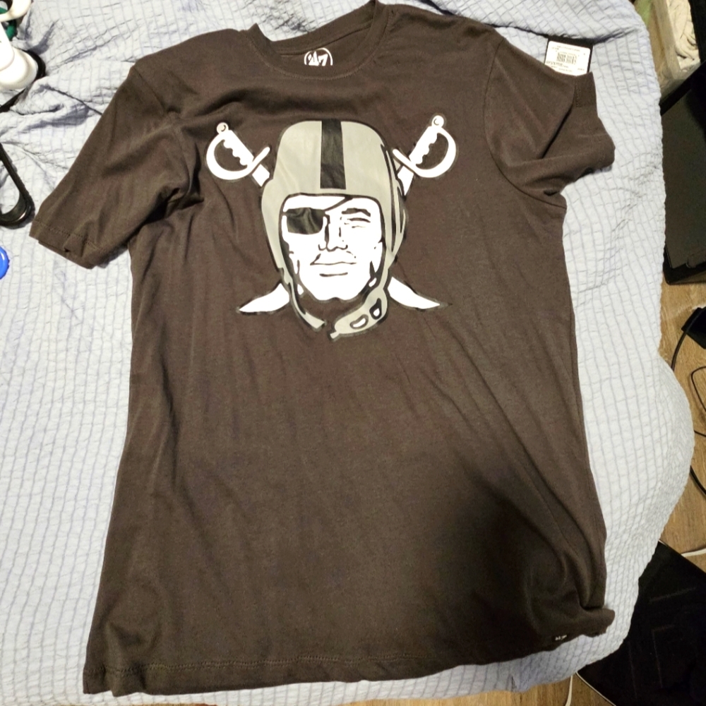 Raiders 47 tee